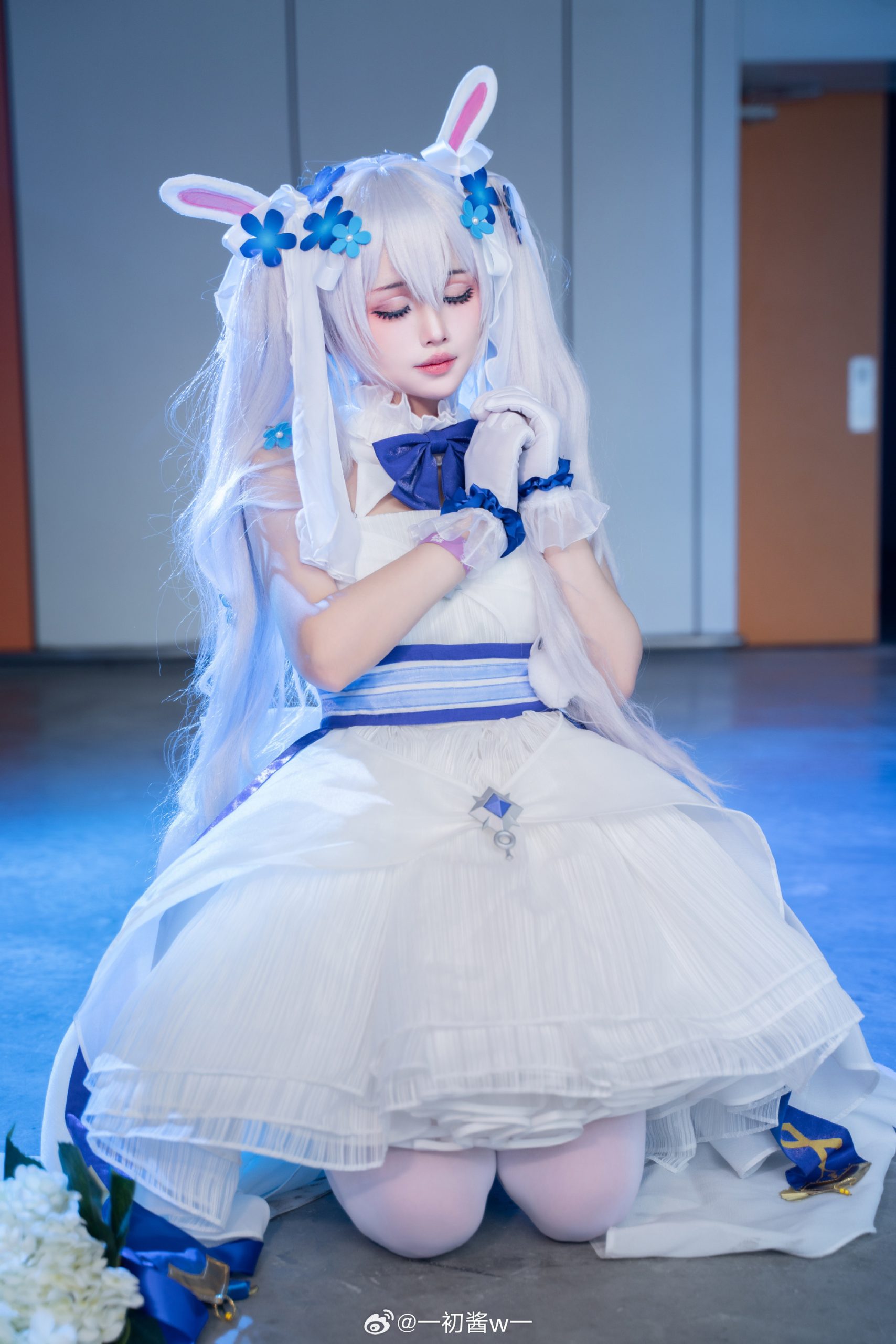 [COSPLAY] 拉菲 白兔誓约～碧蓝航线 @一初酱w一
