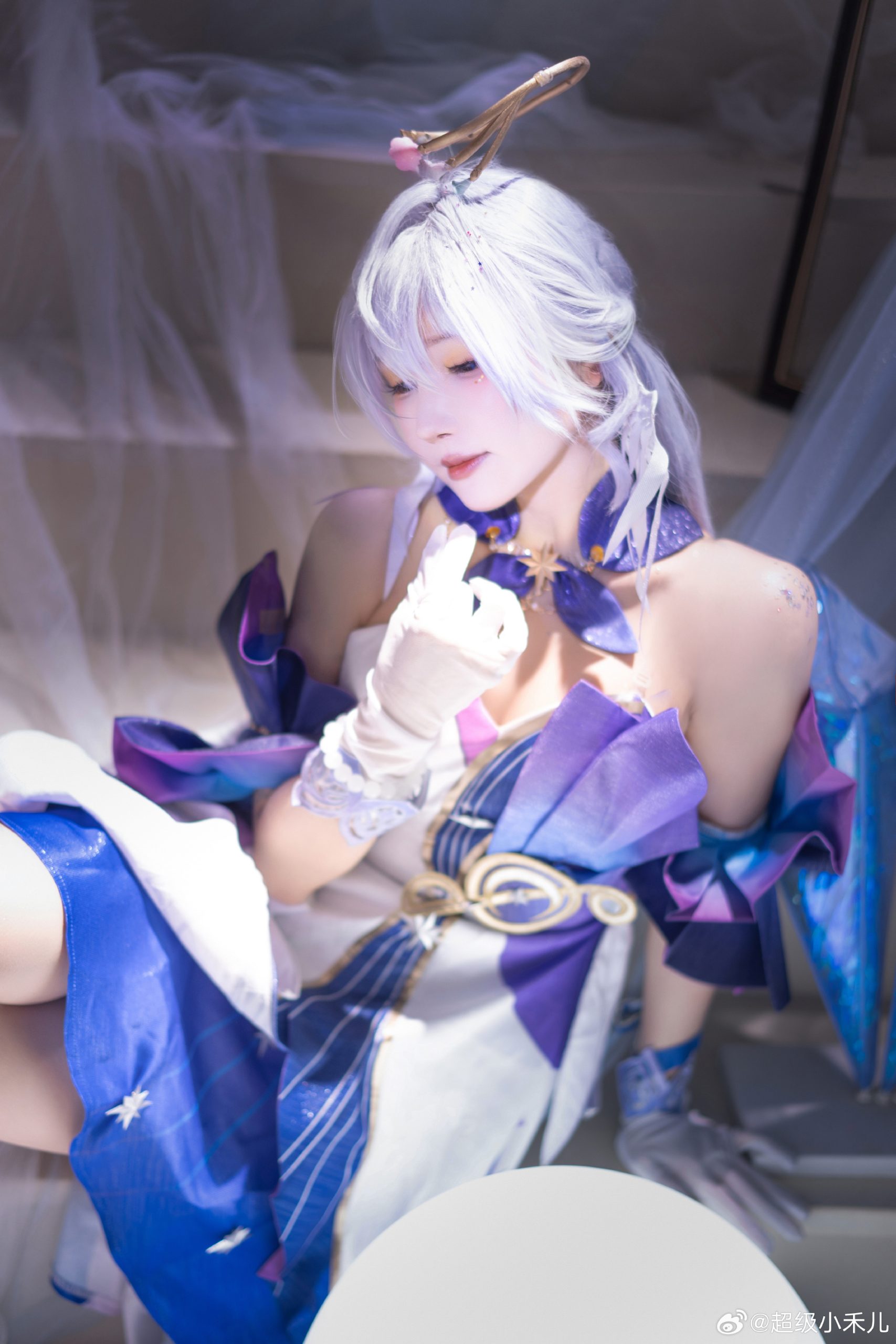[COSPLAY] 拍点鸡翅膀女孩！ 崩坏：星穹铁道 知更鸟@超级小禾儿