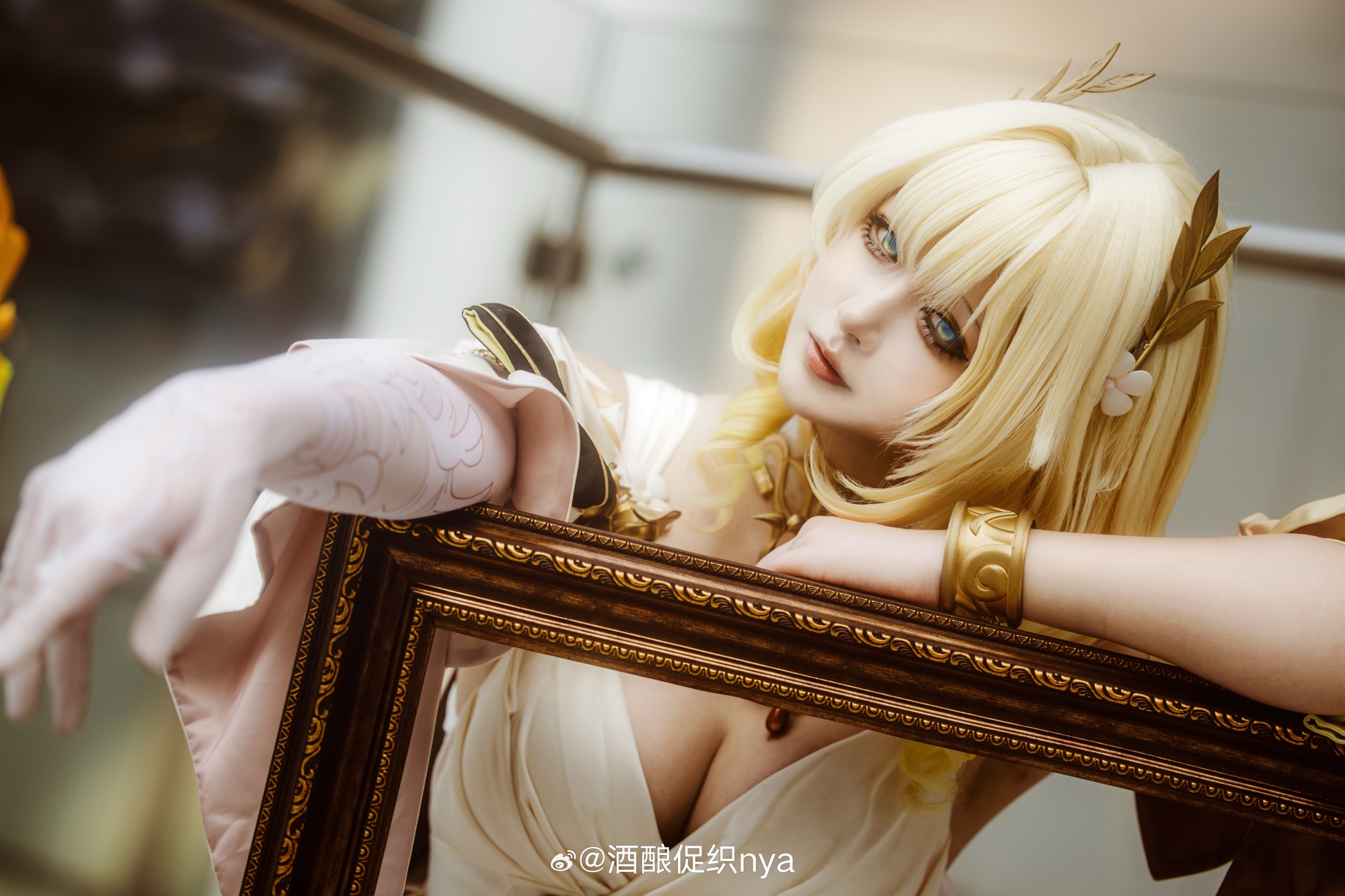 [COSPLAY] 织者抚弄金丝，连缀命运。 崩坏：星穹铁道 阿格莱雅@酒酿促织nya