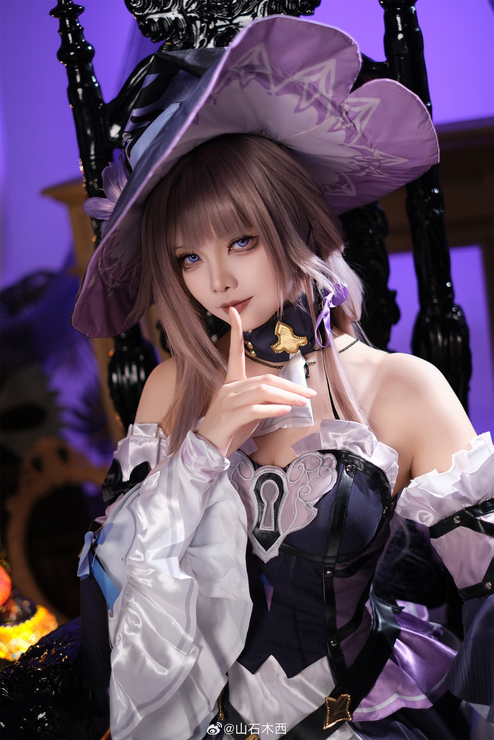 [COSPLAY] 崩坏：星穹铁道 黑塔女士@山石木西