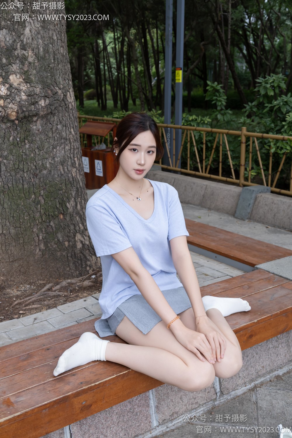 甜予摄影 NO.259 小俏-运动鞋、淡黄色棉袜、裸足（完整版）[139P/2V/7.82G]