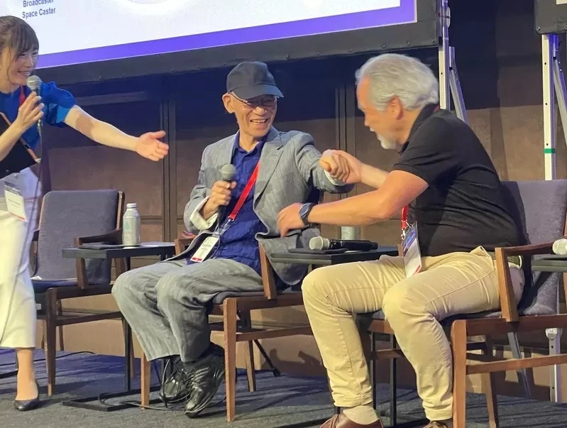 《高达之父富野由悠季》作品都在讲宇宙殖民 然而他却否定人类可以移居太空了？